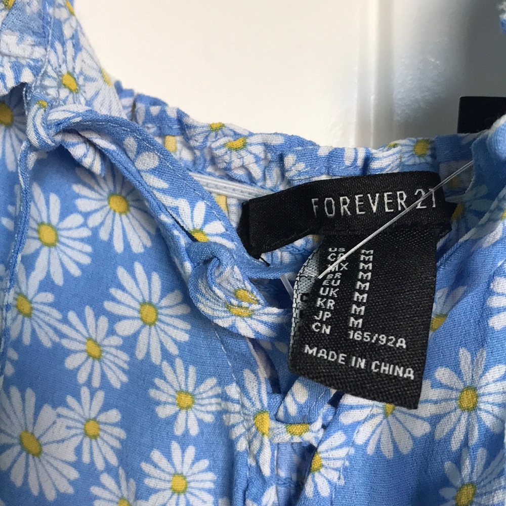 Spring dress💛🌸 - Picture 4 of 4